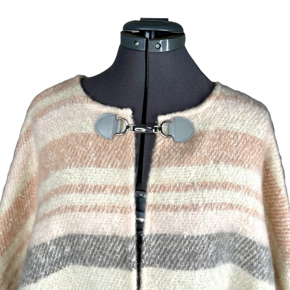 LC Lauren Conrad Shawl - Picture 5 of 14
